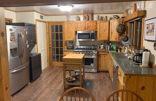 Wilmington Cabin | Ausable Lodge Waterfront Cabin at the Adirondack Wildlife Refuge