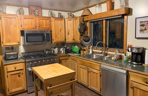 Wilmington Cabin | Ausable Lodge Waterfront Cabin at the Adirondack Wildlife Refuge
