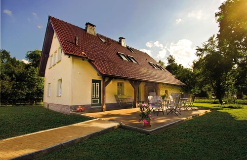 Burg-Dorf Apartment | Ausgedinge-backhaus, 2 Schlafr., Wohnr./küchenz., Du/wc - Penkehof Spreewald