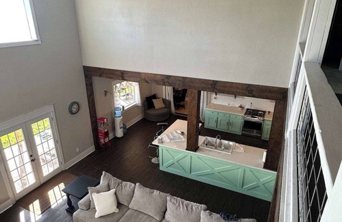 Bellville Other | Austin Estates - Spacious 6-bedroom rustic farmhouse in charming Bellville