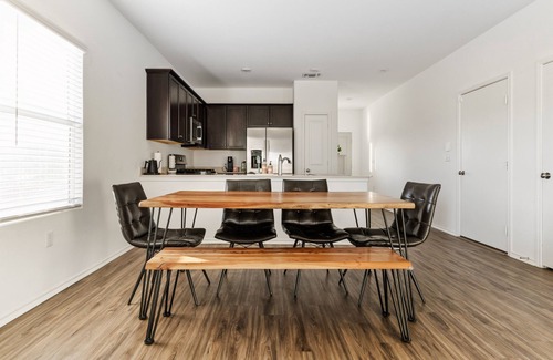Del Valle House | Austin Getaway: Come, Stay, And Play! 4 Bedroom Home by RedAwning