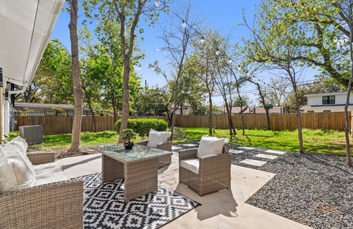 Allandale House | ❤️Austin Modern style❤️n5.5mi from Domainn6mi from downtown n5mi from stadiums