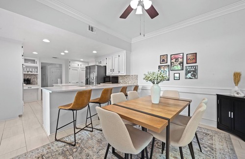 Saxony House | Austin Music Retreat - Spacious 5BR home w/private pool & game room near Austin