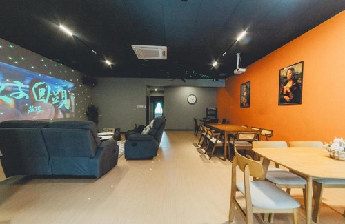 Taman Mount Austin Apartment | Austin Shoplot Grand KTV Party 15pax Mahjong Chill by Our Stay