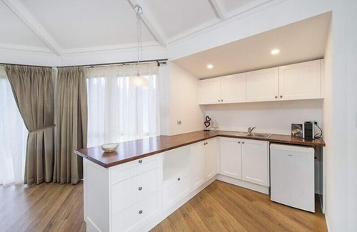 Austinville Hotel | Austinvilla Estate