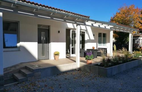 Ilversgehofen House | Auszeit Erfurt - stilvoller Bungalow mit Parkplatz - zentrumsnah