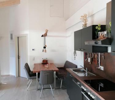Ilversgehofen House | Auszeit Erfurt - stilvoller Bungalow mit Parkplatz - zentrumsnah