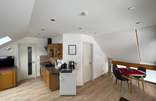 Heles Apartment | Auszeit im Wald - mit Schwimmbad!
