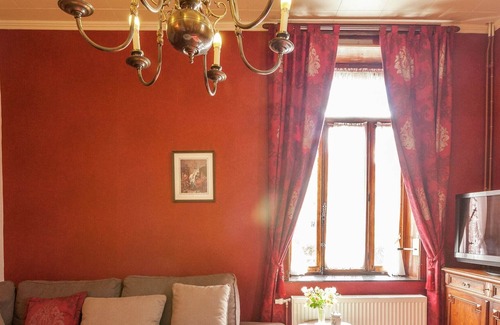 Comblain-la-tour Cottage | Authentic village house with romantic garden and wooden gazebo.