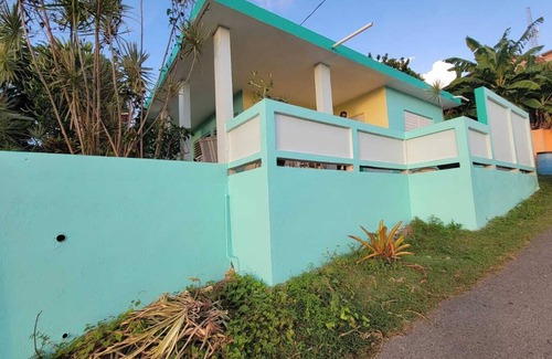 Isabel II House | Authentic 3 bedroom Vieques house, quiet neighborhood, 10 minute walk to ferry.