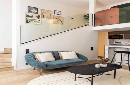 Quartier de Rochechouart Apartment | Authentic apartment - 2BR/6P - Place Pigalle
