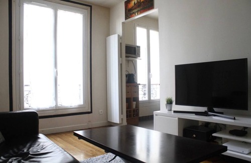 Epinettes Apartment | Authentic apartment in the heart of Paris