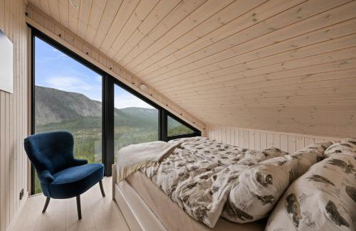 Valle House | Authentic Cabin Life With Løefjell View