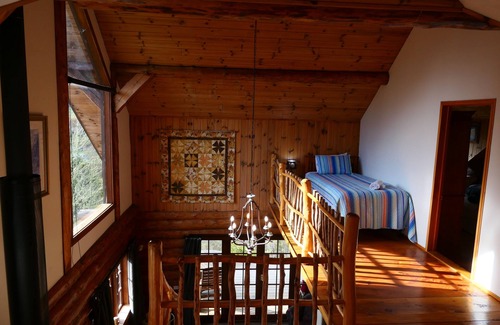 Raetihi Cabin | Authentic Canadian log house with the view of Mount Ruapehu