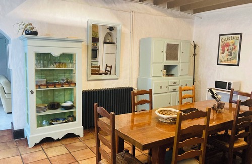 Corbas Apartment | Authentic charm in Corbas: 120m² of comfort