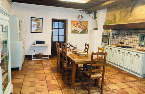 Corbas Apartment | Authentic charm in Corbas: 120m² of comfort