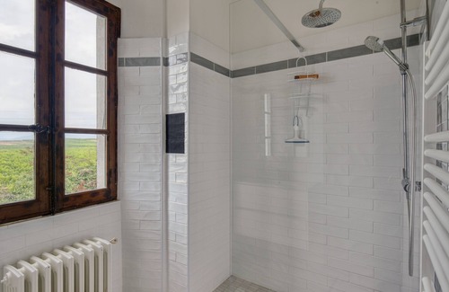 Aleria House | Authentic Corsica on the beach. 8-room apartment in family home.