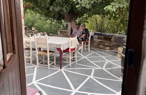 Vryses Apartment | Authentic Crete-Village Vibes