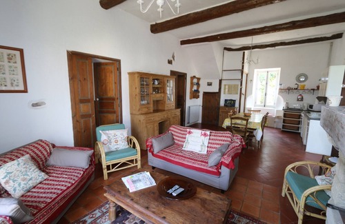 Magalas Other | Authentic farmhouse with swimming pool surrounded by vineyards between sea and mountains