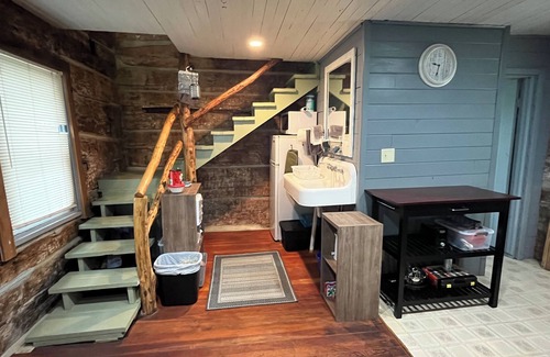 Judson Cabin | Authentic Log Cabin: The Den