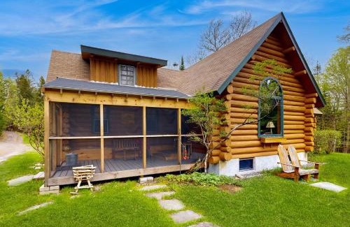 Greenville House | Authentic Maine Log Cabin