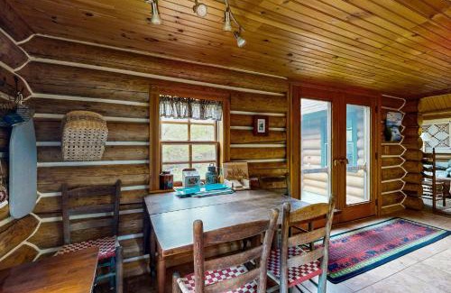 Greenville House | Authentic Maine Log Cabin