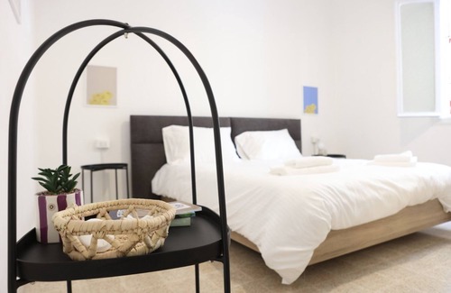 Beirut Apartment | Authentic Stay in Ashrafieh