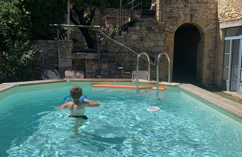 Berbiguieres House | Authentic stone house in a typical village at the foot of a castle!
