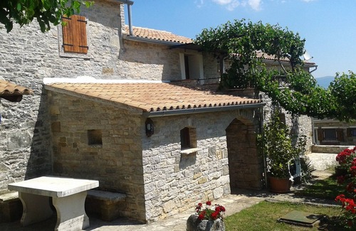 Zrenj House | Authentic Stonebuilt Istrian house