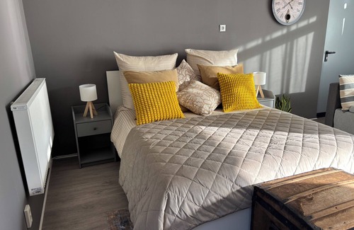 Lank-Latum Cabin | Authentic Travellers Suite