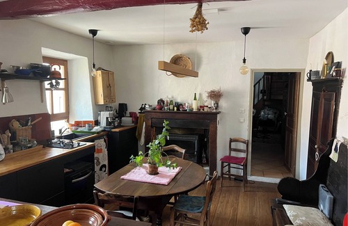 Sorio House | Authentic village house - 3 rooms 2 bathrooms 2 kitchens