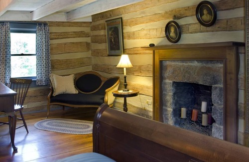 Lexington Cabin | Authentic Waterfront Cabin