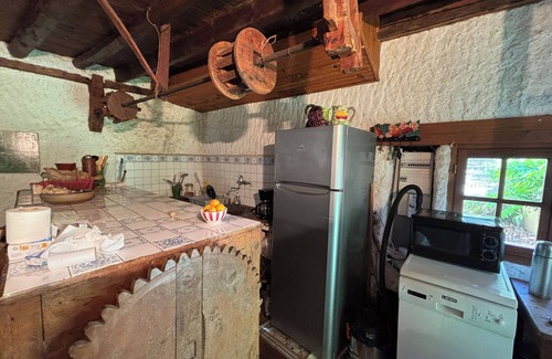 Fontpedrouse House | Authentique Moulin en Bord de Rivière