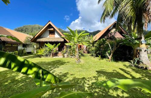 Hauru Apartment | Auti studio direct access to the beach on Moorea with AC -WiFi - Netflix