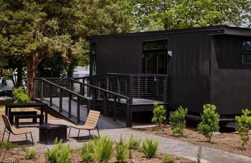 Asheville Hotel | AutoCamp Asheville