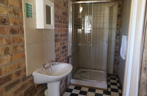 Graskop Bed & Breakfast | Autumn Breeze Manor