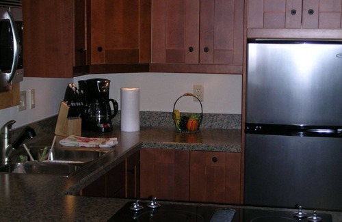 Mount Holly Ski Chalet | Autumn Escape - Chalet Retreat in the Heart of the Mountains. Dog friendly!