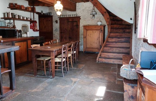 Le Larderet House | Autumn getaway in the Jura - calm, nature & conviviality gîte 2 to 10 pers.