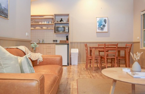 Harrietville Cottage | AUTUMN LEAF COTTAGE 2: Harrietville