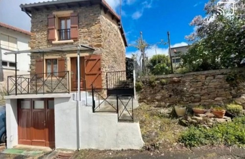 Massiac Villa | Auvergne House