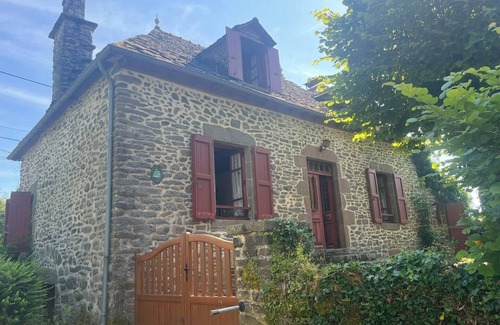Drugeac House | Auvergne house near Salers - 4 bedrooms - garage
