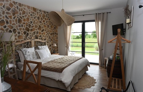 Bizeneuille House | Aux 3 Forets