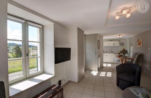 Usson-en-Forez House | Aux 3 provinces