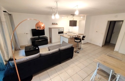 Chatenay-Malabry Apartment | Aux Abords de La Vallée au Loups, de L'arboretum et Maison de Chateaubriand