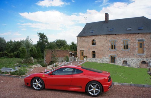 Ferriere-la-Petite Bed & Breakfast | Aux Logis de la Solre