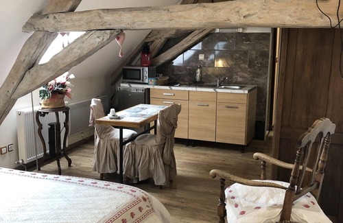 Ferriere-la-Petite Bed & Breakfast | Aux Logis de La Solre