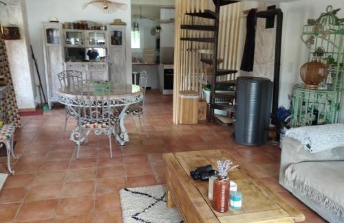 Saint-Julien-du-Verdon Apartment | Aux logis du Lac de Castillon