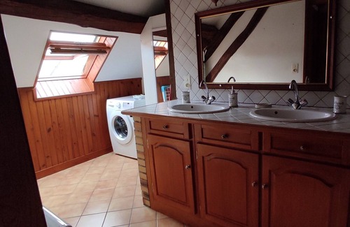 Pouilly-sur-Loire Apartment | Aux Nids d'Hirondelles, View of the Loire apartment for 6 people in Pouilly sur Loire
