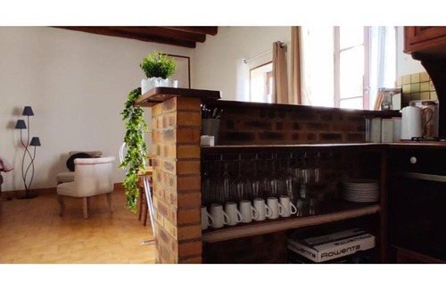 Pouilly-sur-Loire Apartment | Aux Nids d'Swallows, L'Escale Apartment for 6 people in Pouilly sur Loire