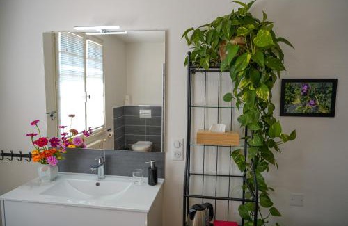 Le Malzieu-Ville Bed & Breakfast | Aux Peupliers
